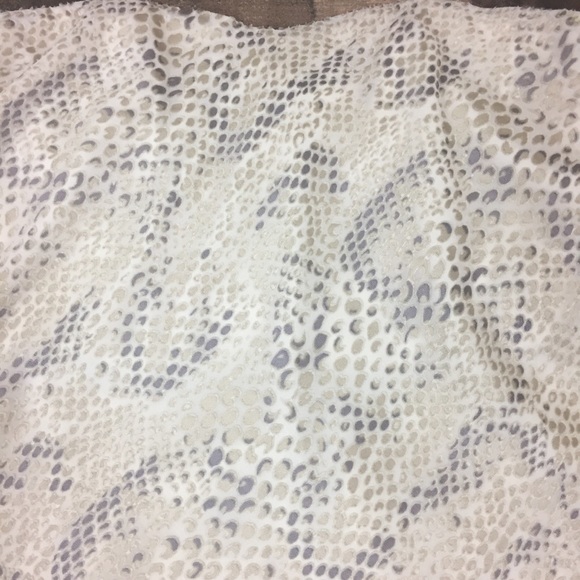 Haute Hippee strapless cream print top - Picture 3 of 8